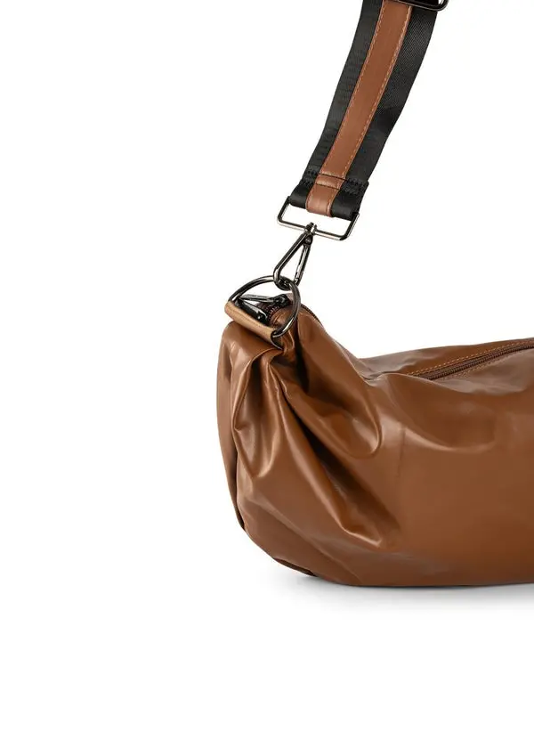 Ollie Saddle Sling Bag 2