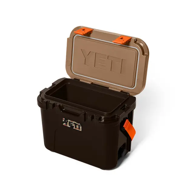 Roadie 15 Hard Cooler 2