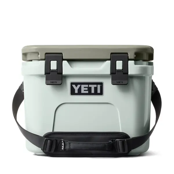 Roadie 15 Hard Cooler 1