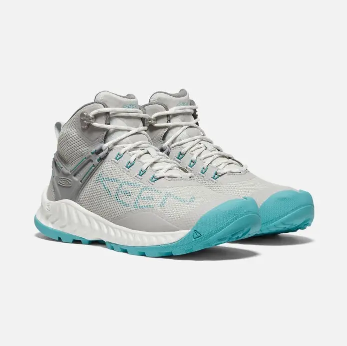 Women's Nxis Evo Mid Waterproof 6