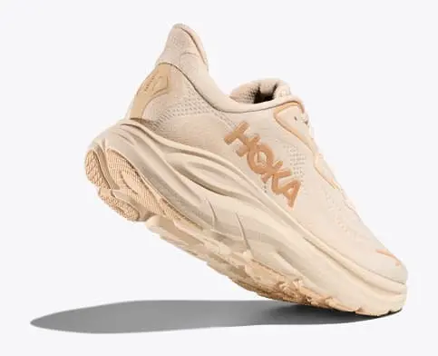Women's Clifton 10 3
