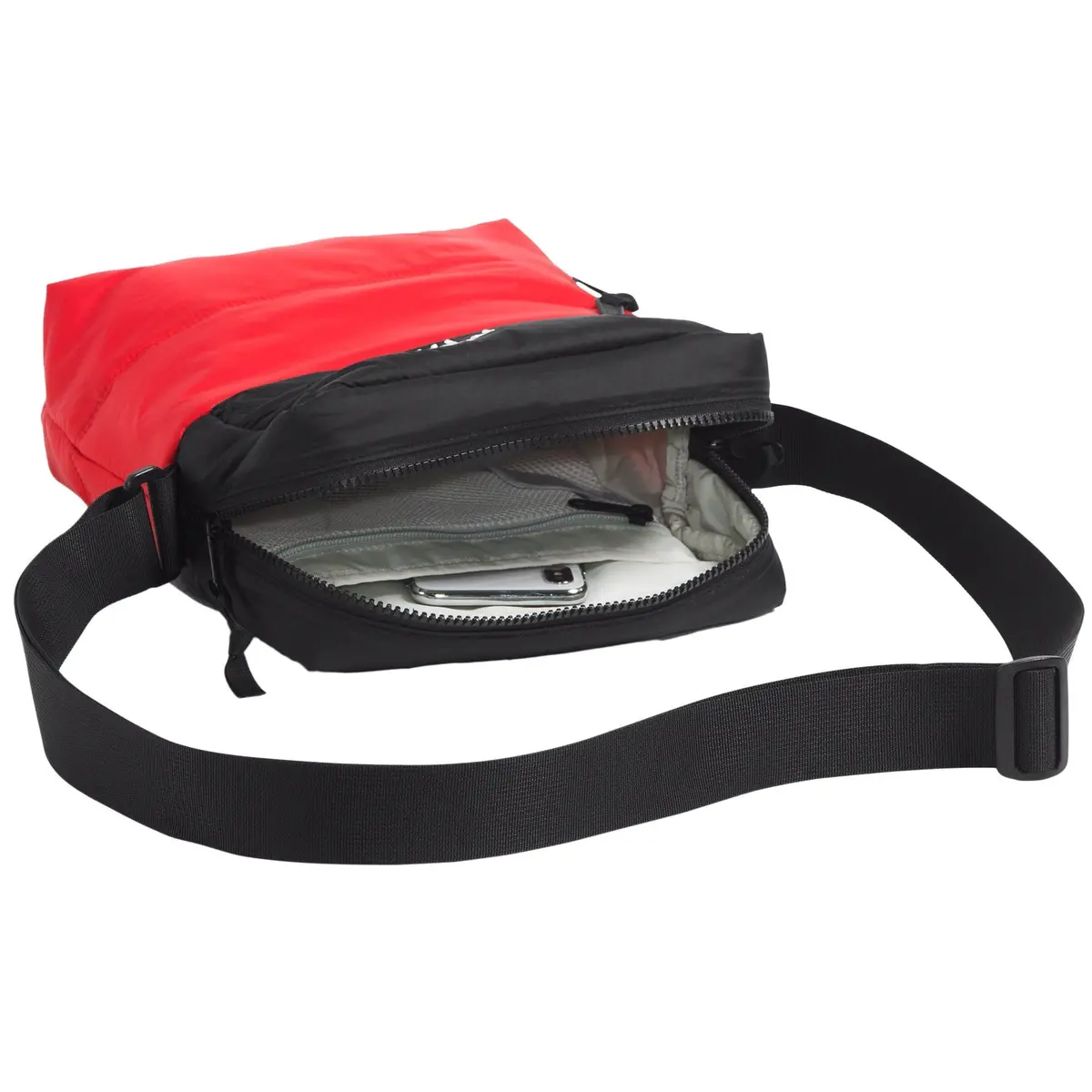 Nuptse Crossbody 2