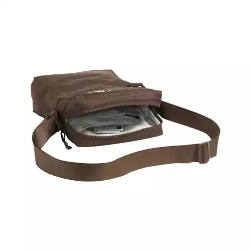 Nuptse Crossbody 2
