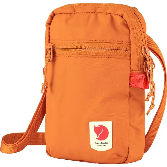 High Coast Pocket Bag 1