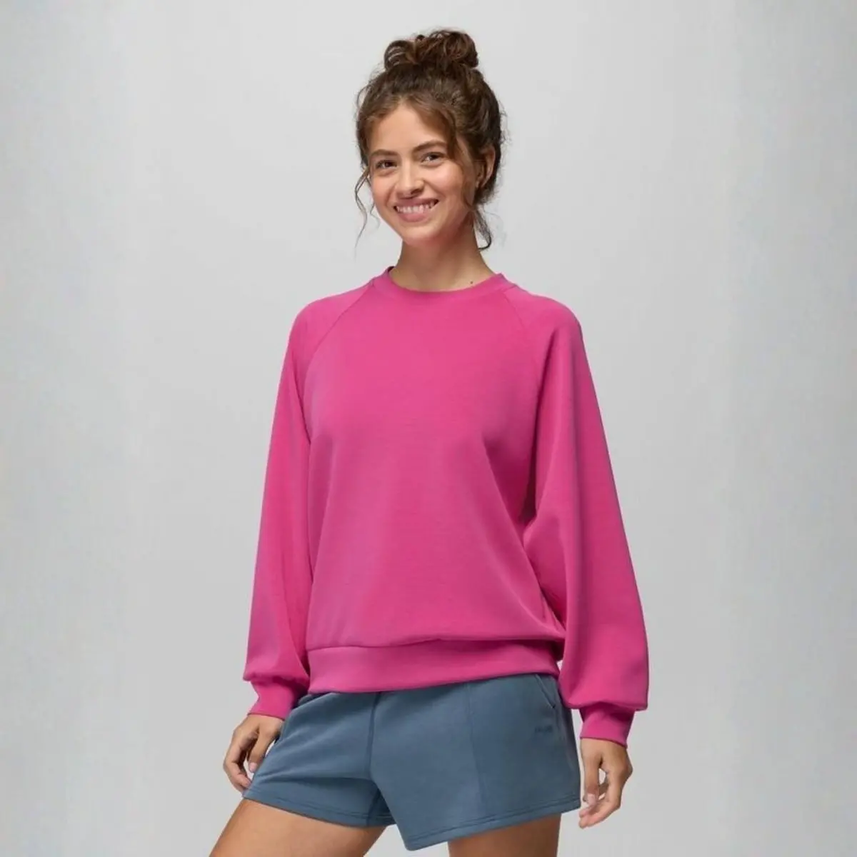 Women's Shea Crewneck 1