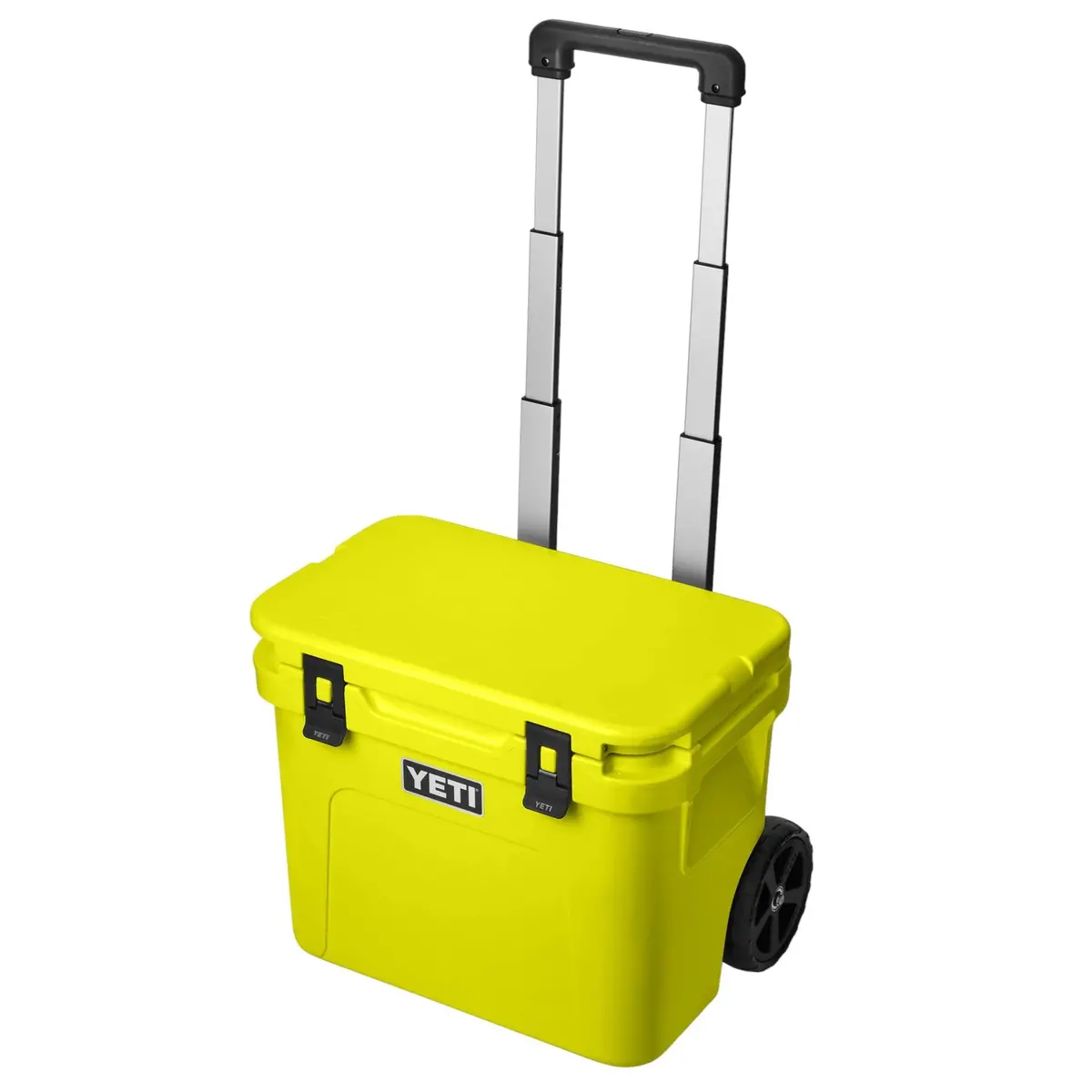 Roadie 32 Wheeled Cooler 1