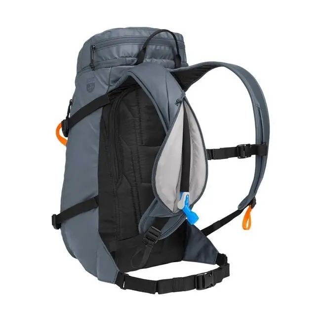 Snoblast 22 Hydration Pack 2