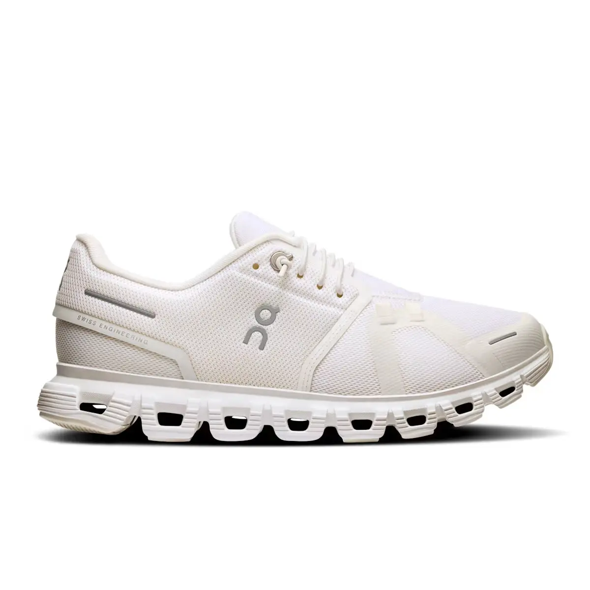 Women's Cloud 6 1