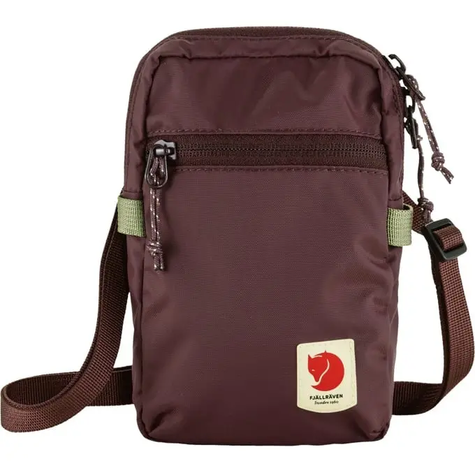 High Coast Pocket Bag 1