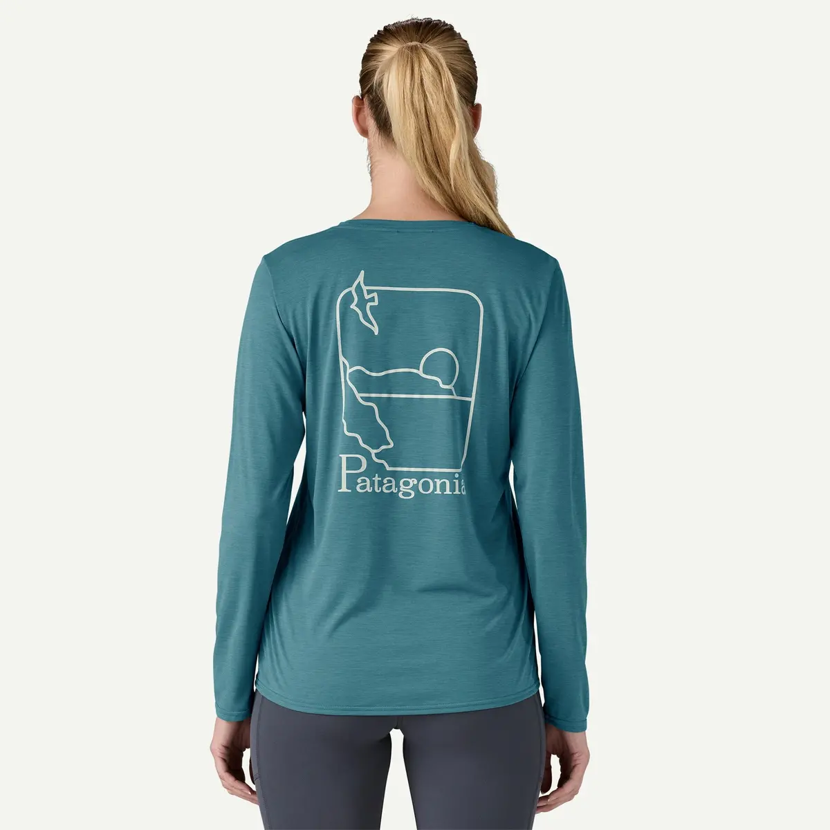 Women's Long Sleeve Capilene Cool Daily Graphic Shirt 2