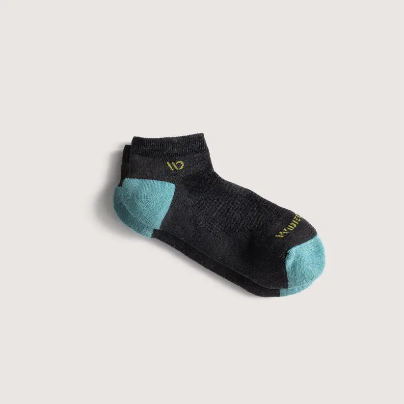Women's Solid Cushioned No Show Sock 1