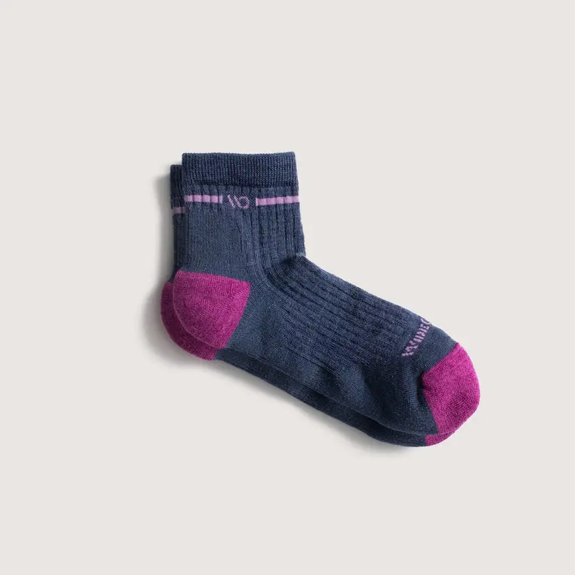 Women's Single Stripe Cushioned Quarter Sock 1