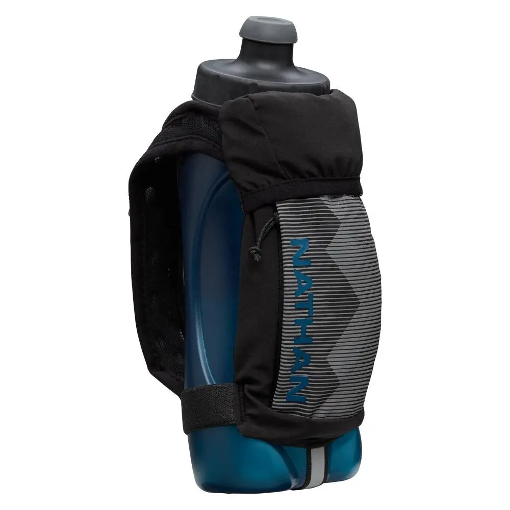Quicksqueeze Plus Handheld Bottle 22Oz 1