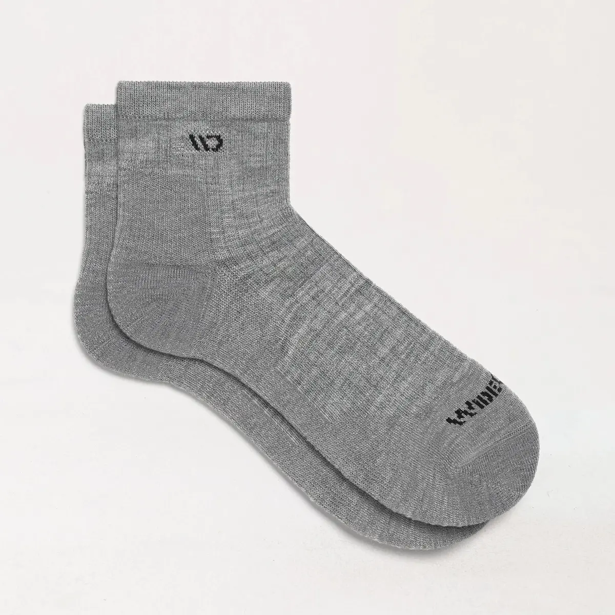 Men's Solid Midweight Cushioned Quarter Socks 1