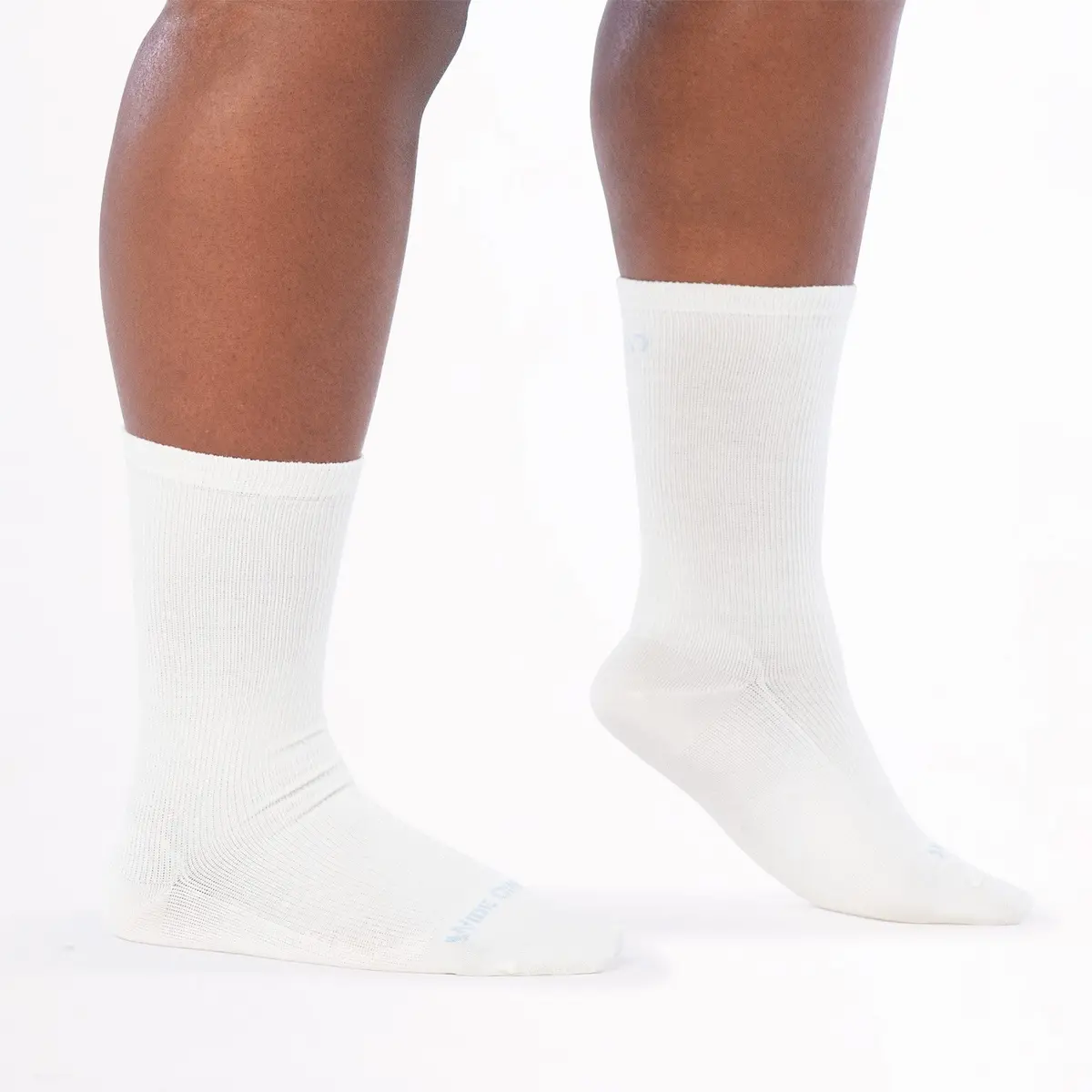 Women's Solid Basic Lightweight Crew Socks 2