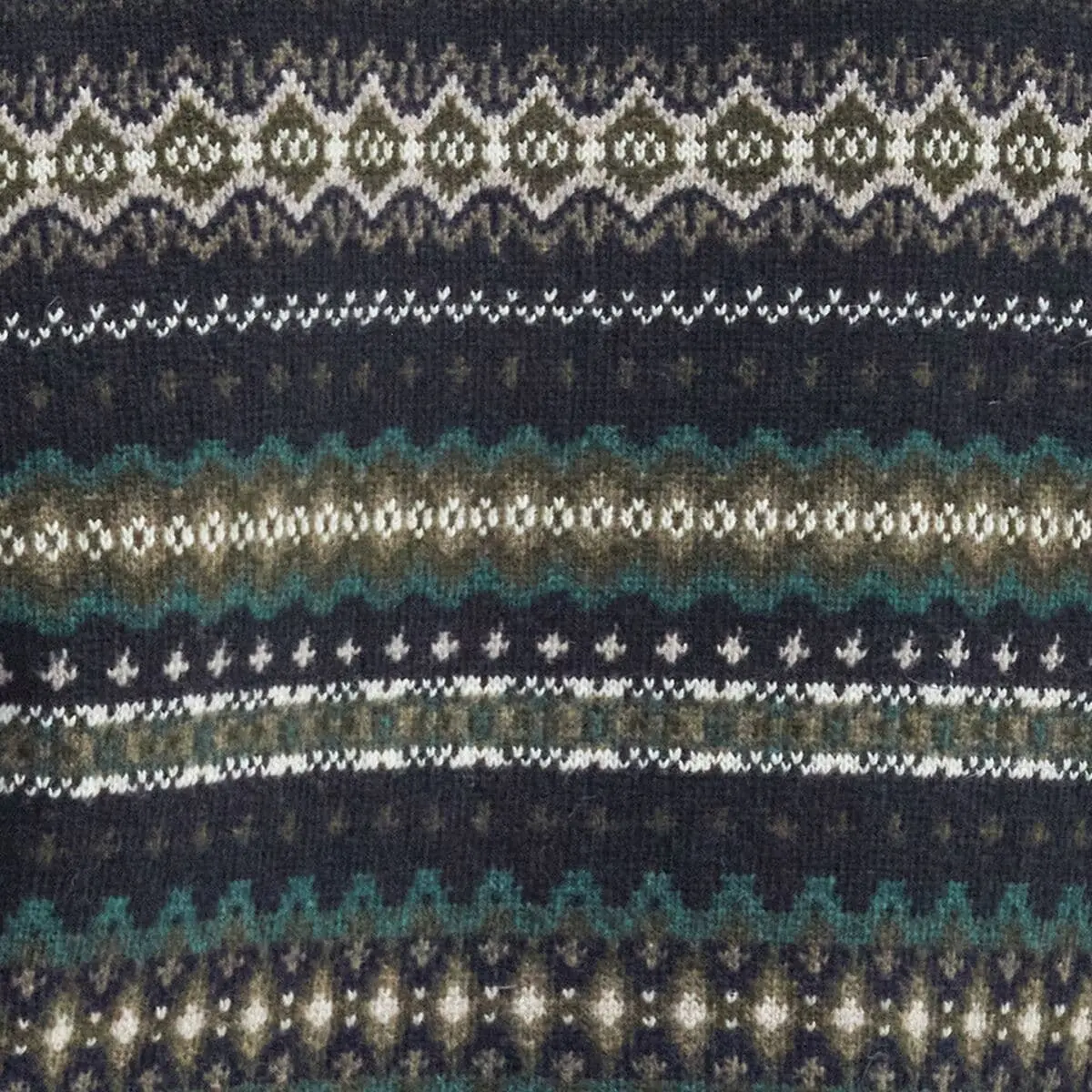 Case Fairisle Crew Sweater 3
