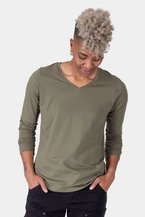 Women's Go To Long Sleeve V-Neck Tee 1