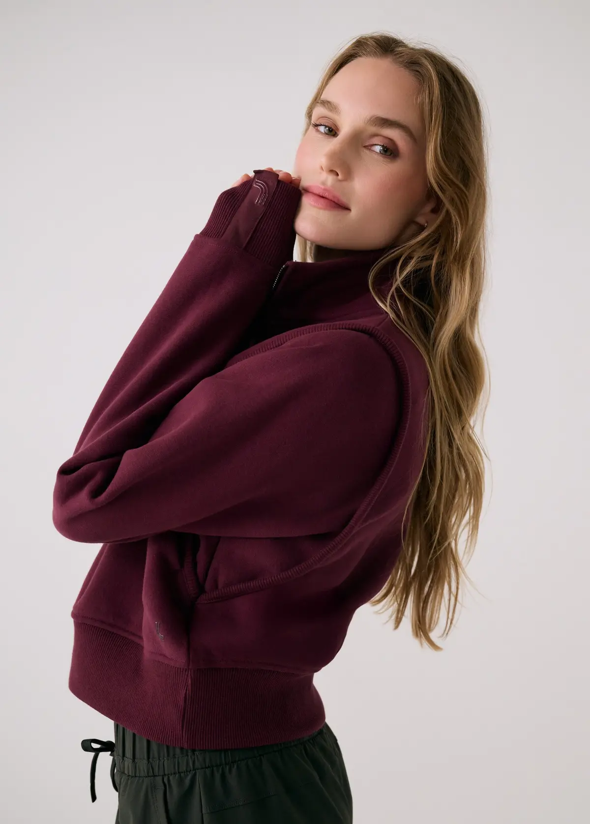 Yonder Half Zip Sweatshirt 2