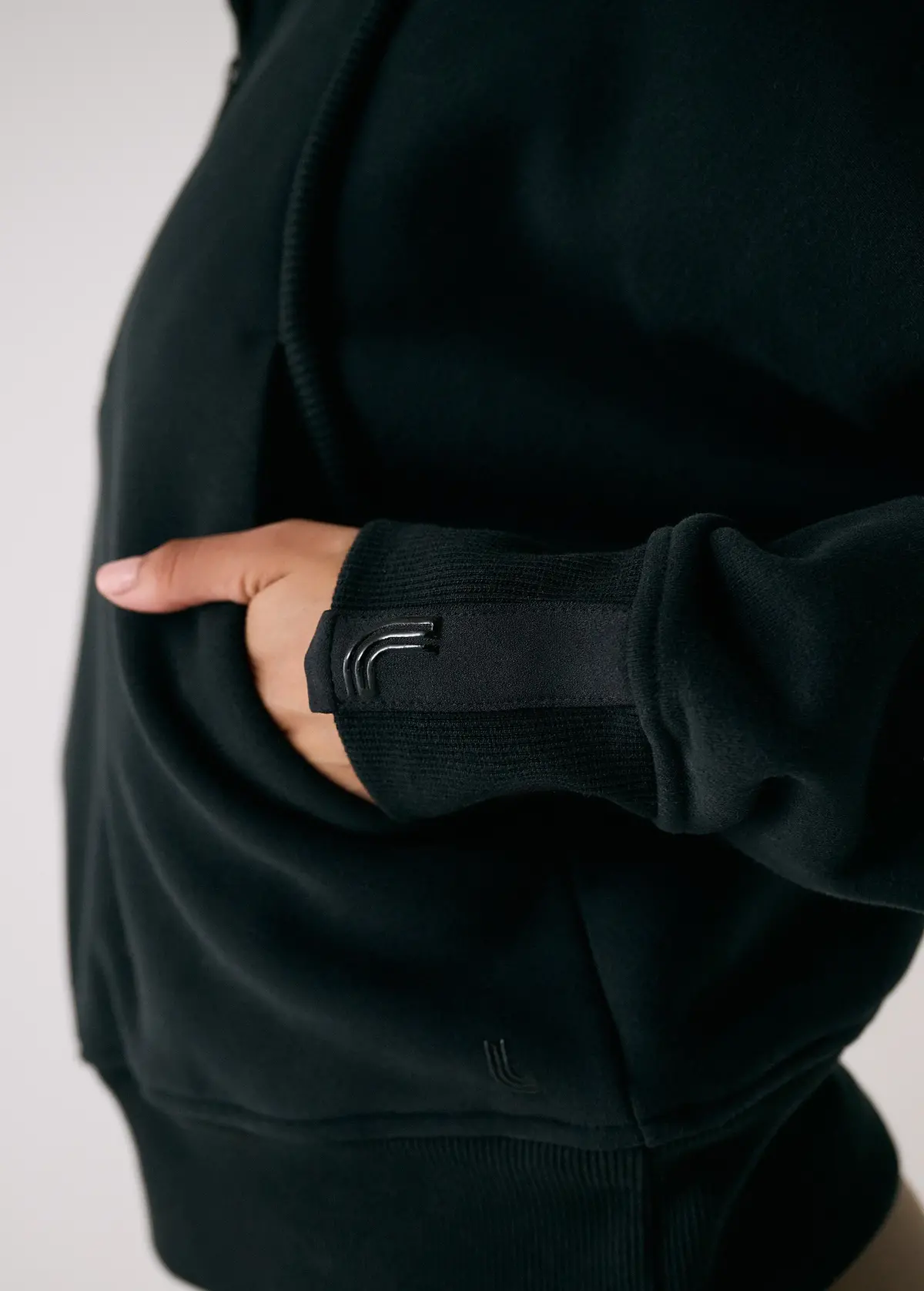 Yonder Half Zip Sweatshirt 4