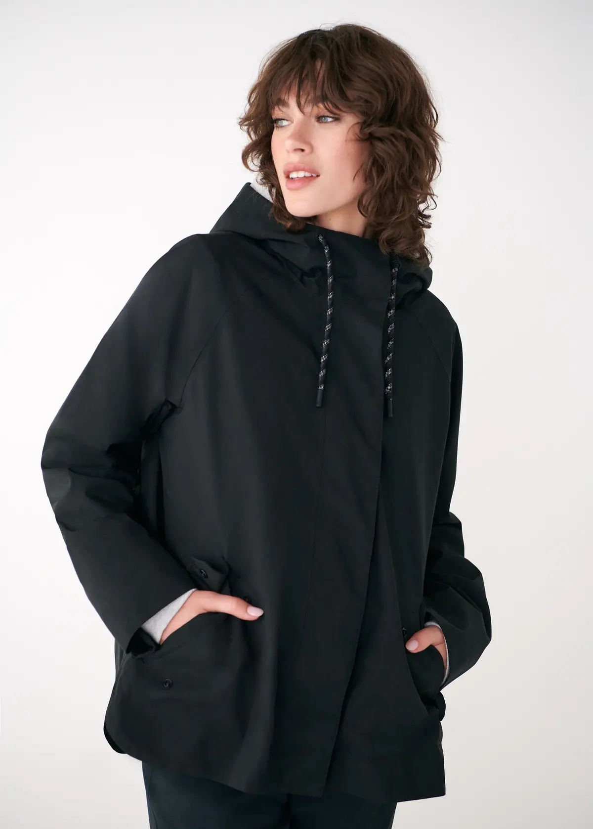 Women's Lachine Oversized Rain Jacket 2