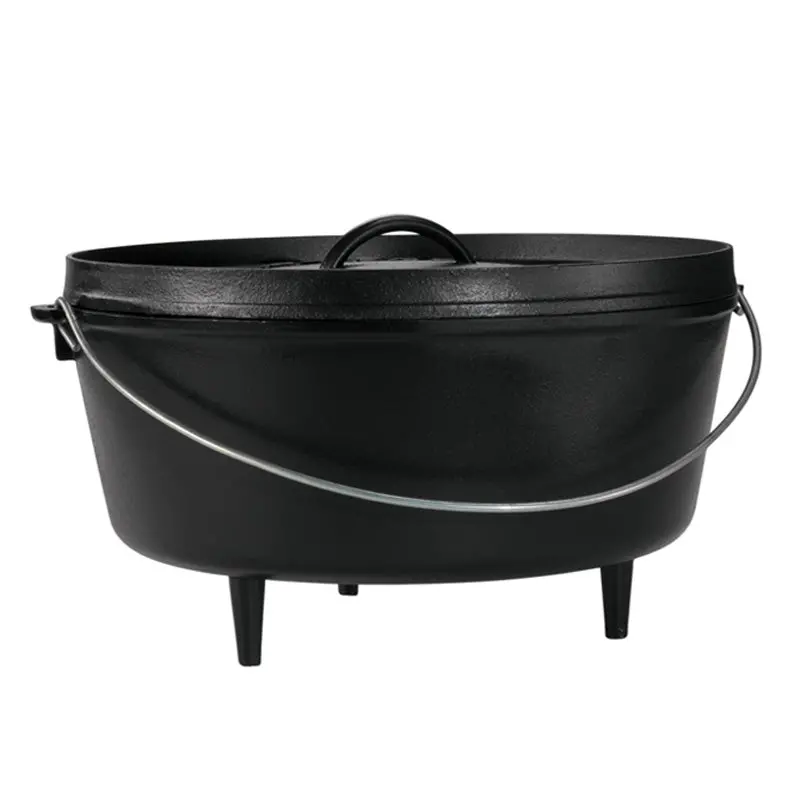 Logic 4 Qt. Camp Dutch Oven 1