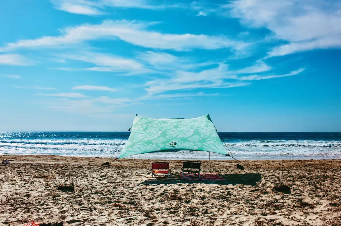 The Neso Grande Beach Tent 2