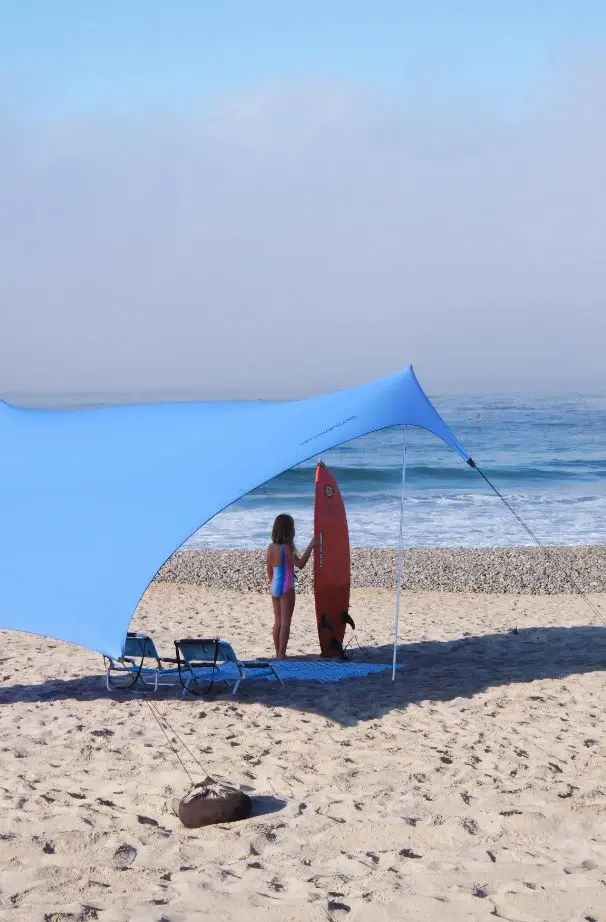 The Neso Gigante Beach Tent 2