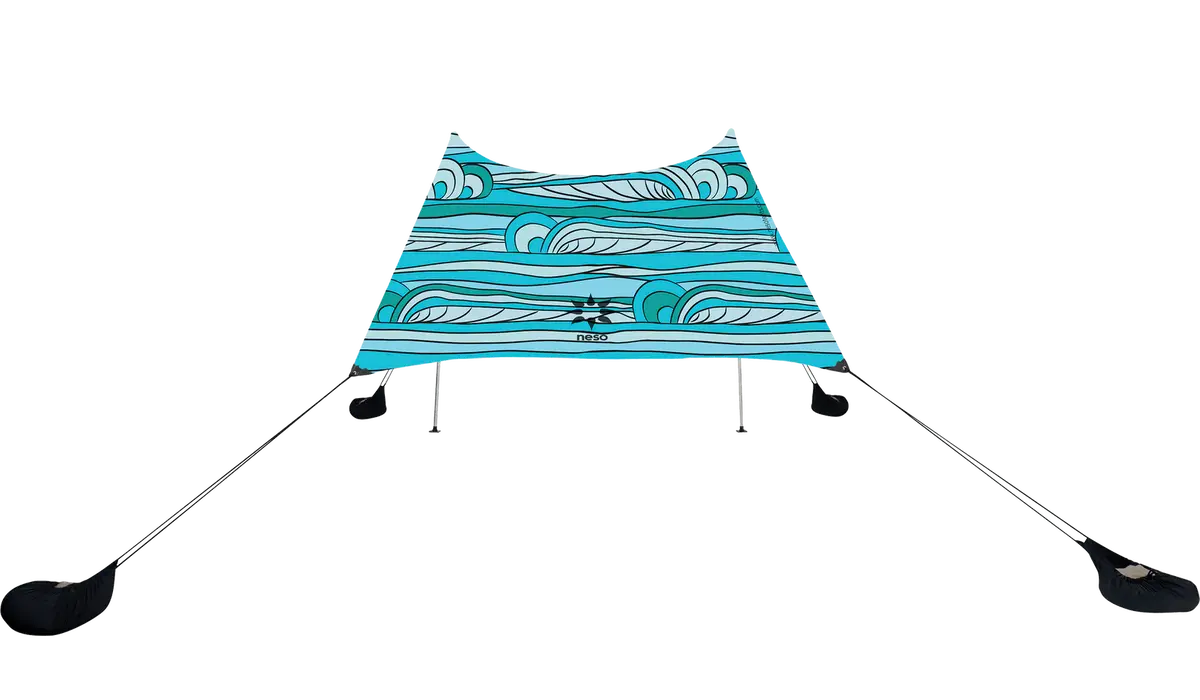 The Neso Gigante Beach Tent 1