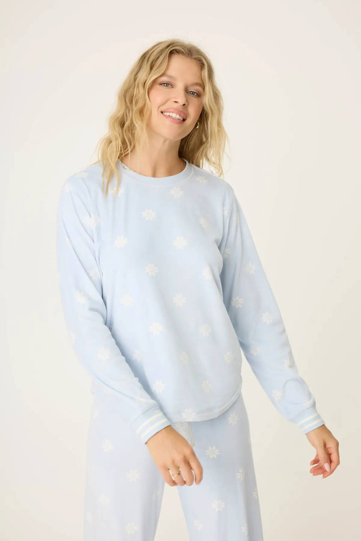 Women's Après All Day Velour Long Sleeve Top - Snowflake 1