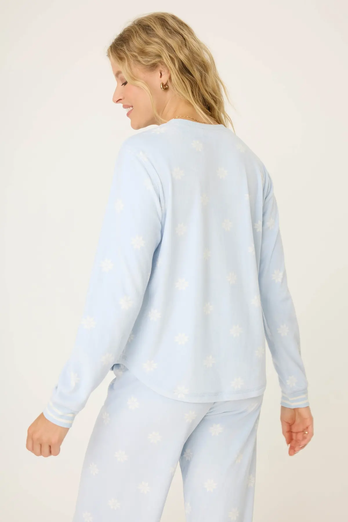 Women's Après All Day Velour Long Sleeve Top - Snowflake 2
