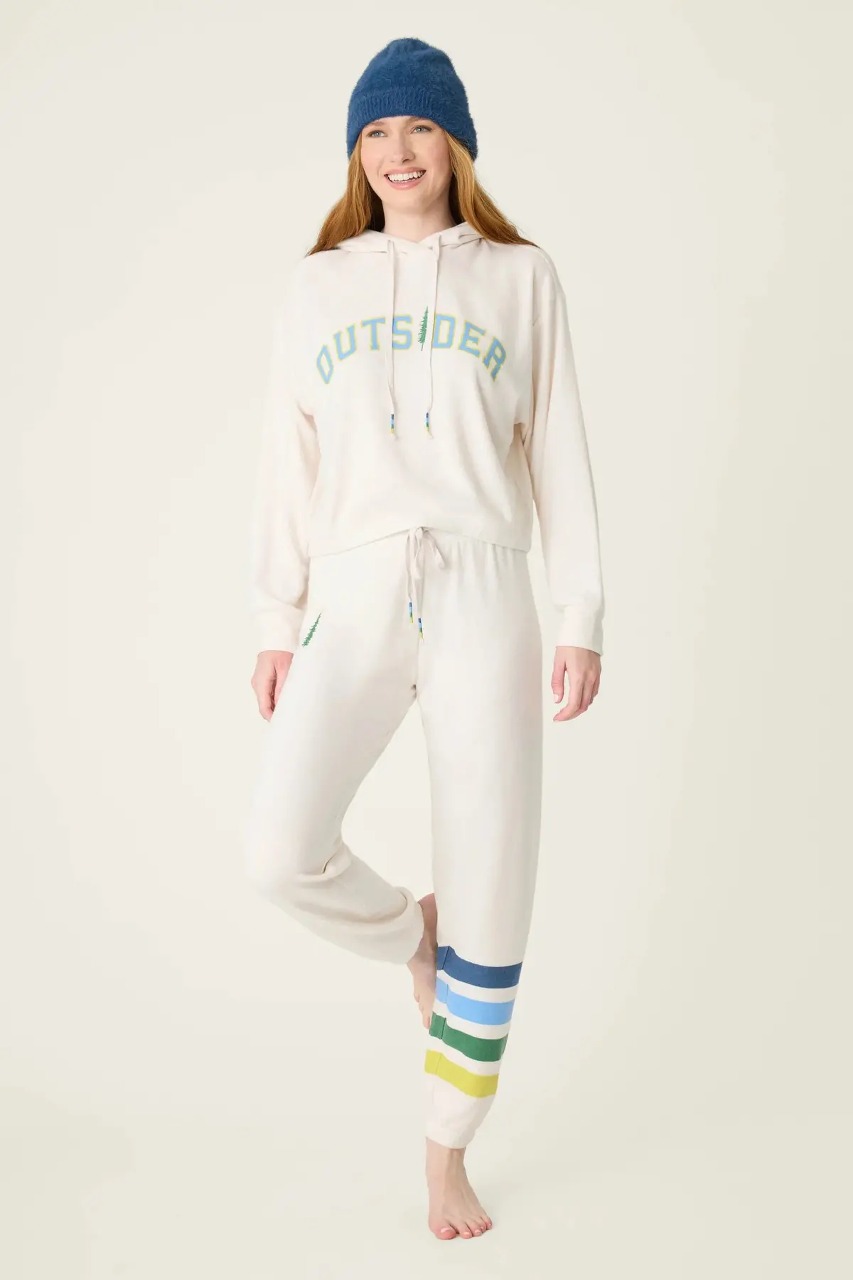 Women's Outsider Fleece Graphic Hoodie 3