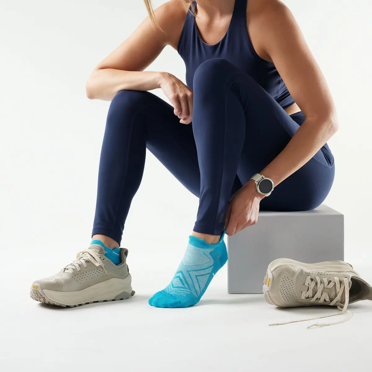 Women's Run Zero Cushion Low Ankle Socks 2