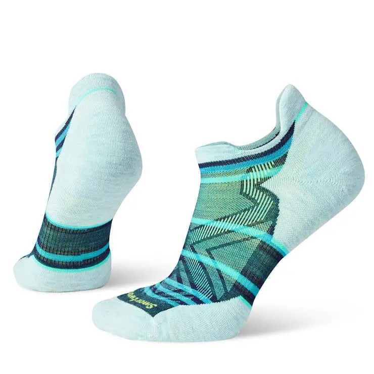 Women's Run Targeted Cushion Stripe Low Ankle Socks 1