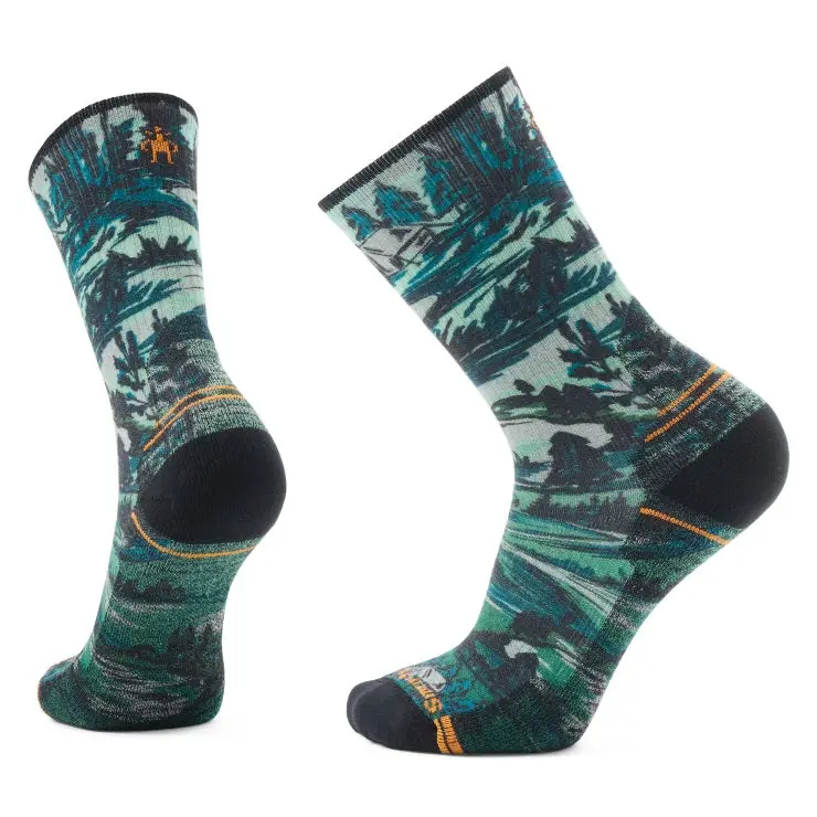 Hike Light Cushion Campground Print Crew Socks 1