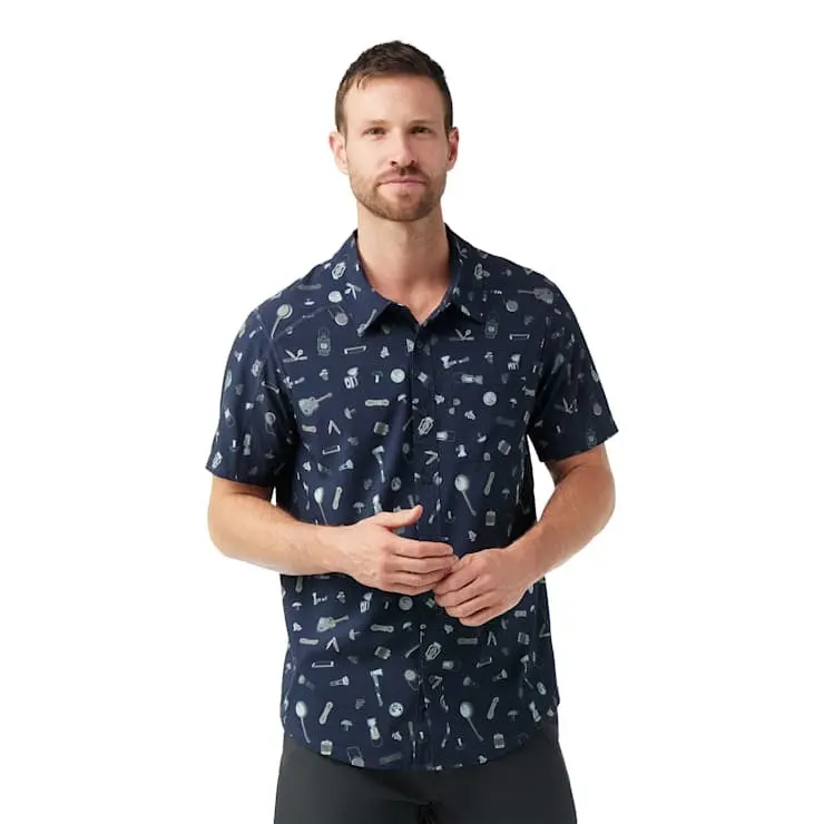 Men's Everyday Short Sleeve Button Down Shirt 1
