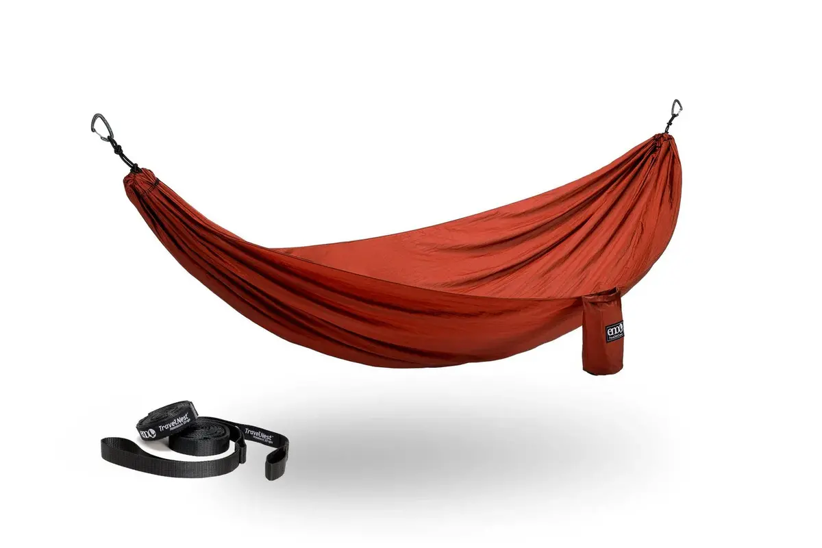 Travelnest Hammock & Straps 1