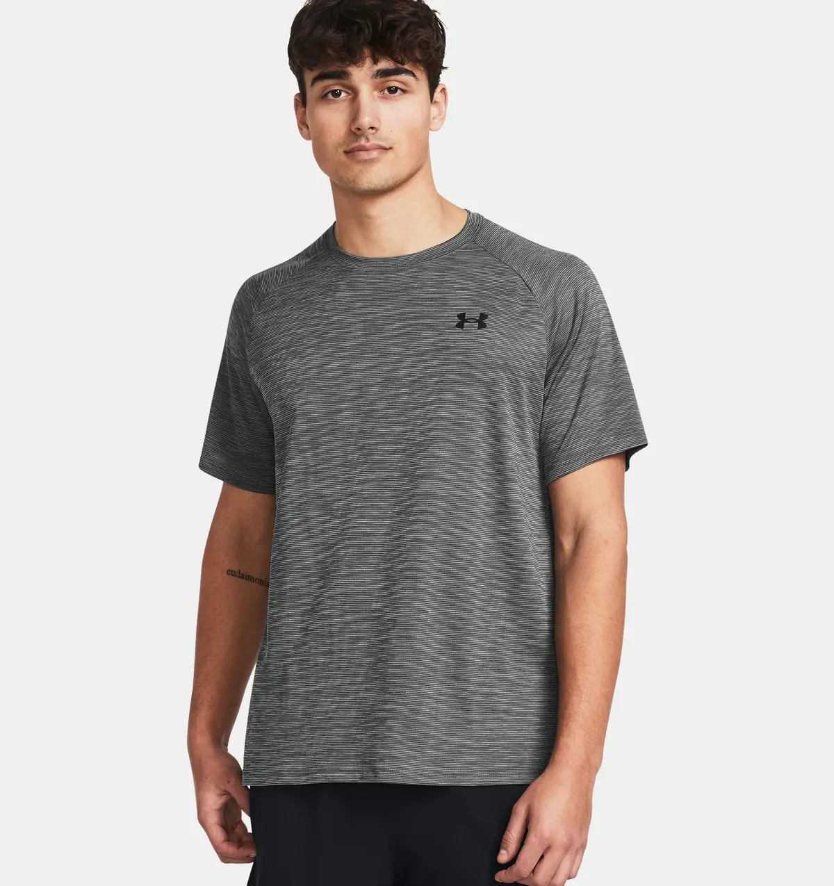 Men's Ua Tech Textured Short Sleeve T-Shirt 1
