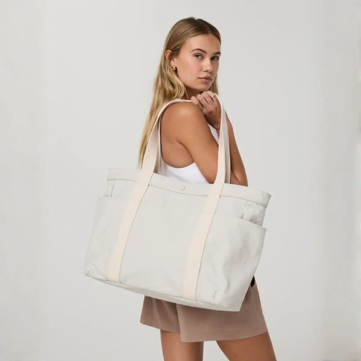 Cove Canvas Tote 1