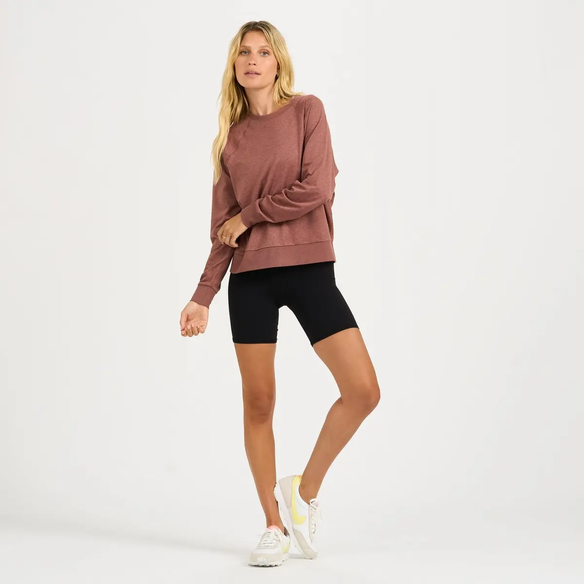 Women's Halo Long Sleeve Crew 2