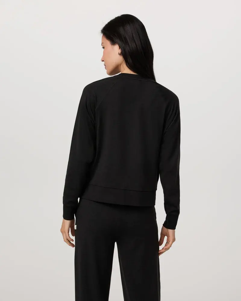 Women's Long Sleeve Halo Crew 2