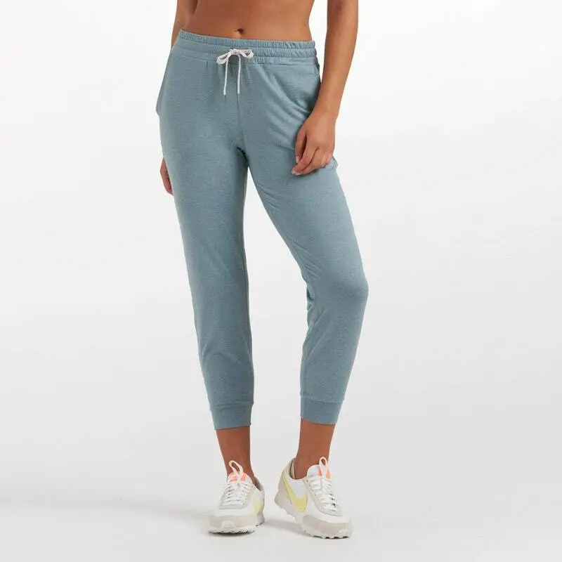 Women's Performance Jogger 1