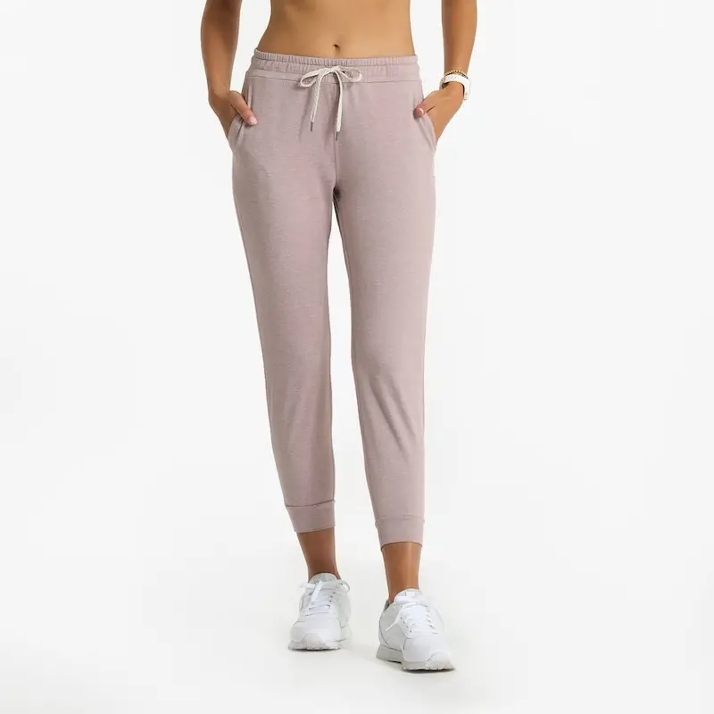 Women's Performance Jogger 1