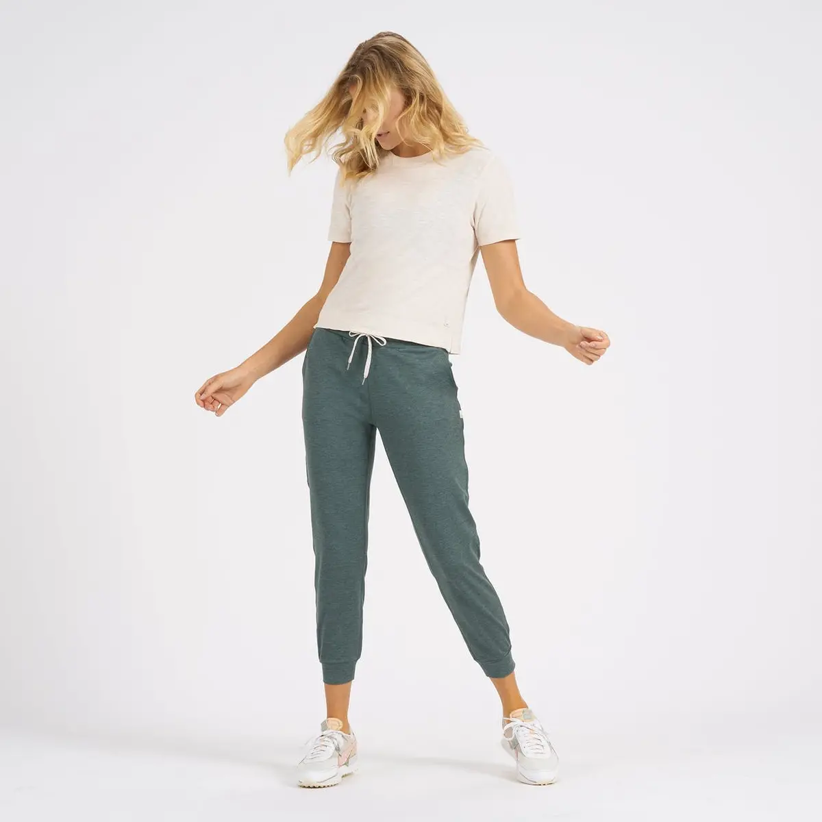 Women's Performance Jogger 5