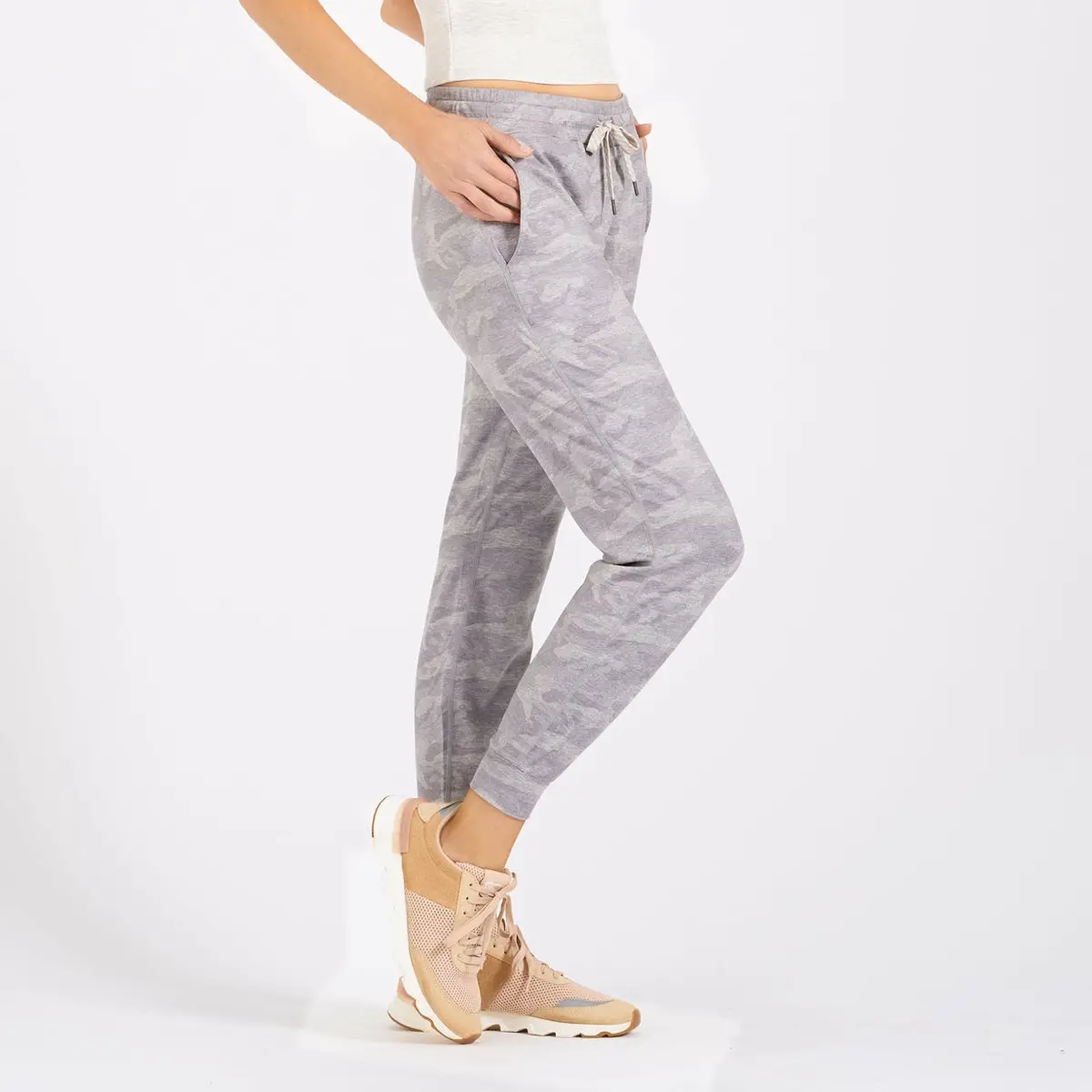 Women's Performance Jogger 2