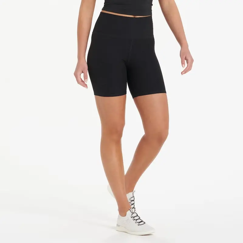 Women's Clean Elevation Shorty 3