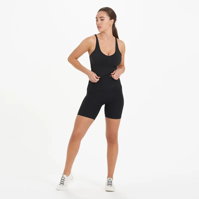 Women's Clean Elevation Shorty 4