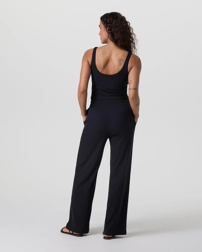 Women's Pose Scoop Jumpsuit 2