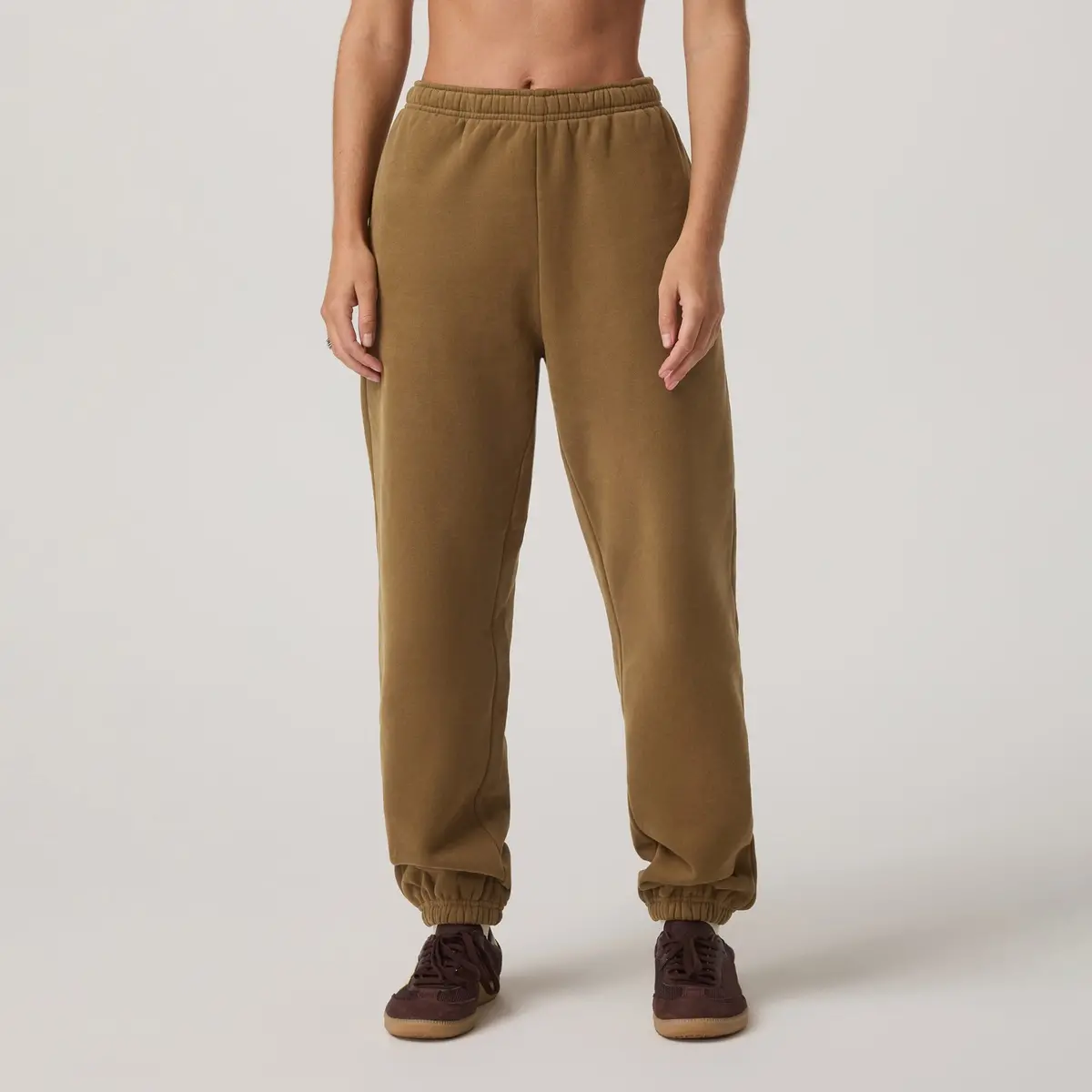 Women's Restore Classic Sweatpant 1