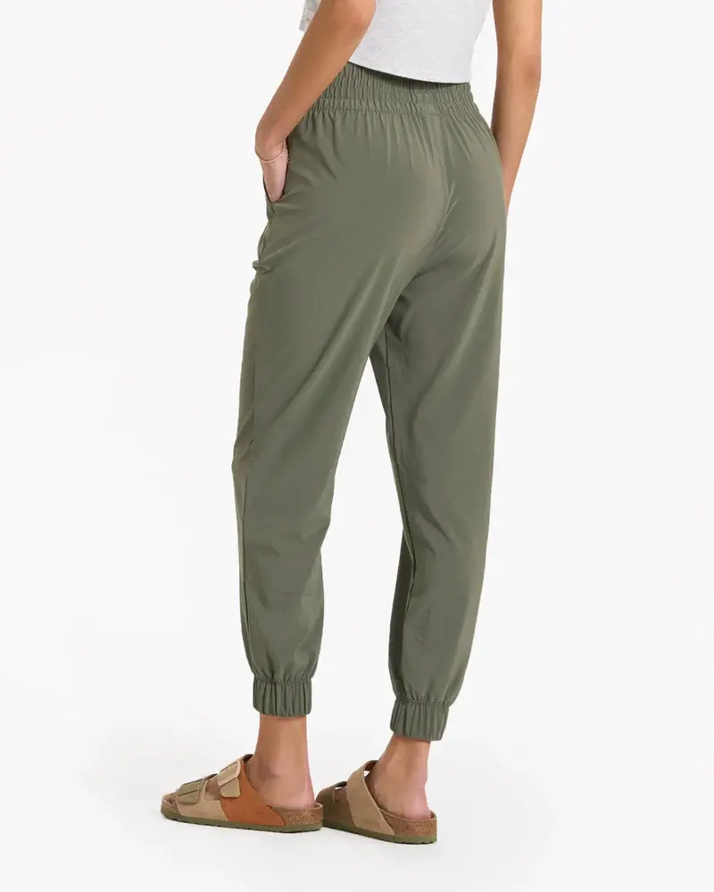Women's Villa Jogger 2