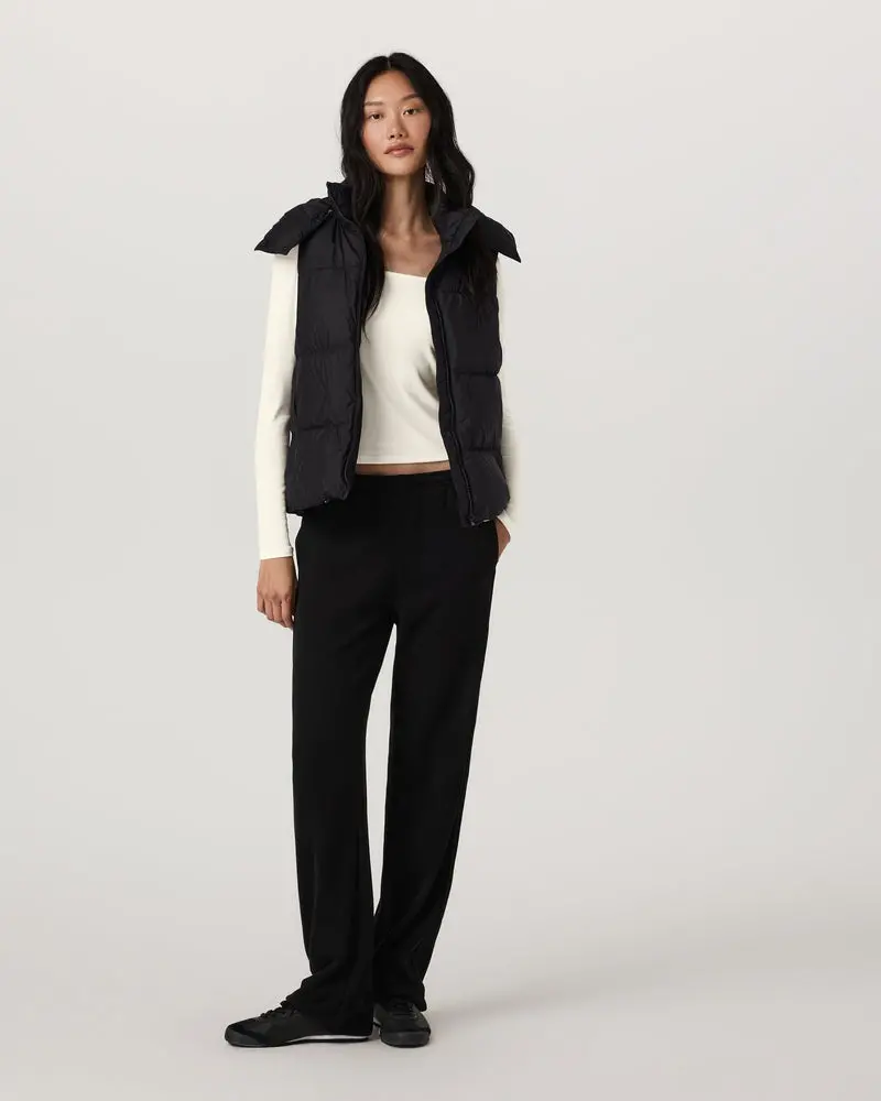 Women's Alta Down Vest 1